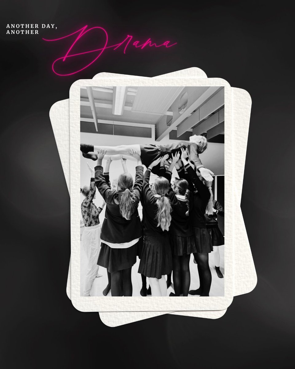 stcatherinessch's tweet image. Behind the Stage! 🎬 Drama Club at St Catherine&apos;s is a supportive place where girls can be creative, expressive, build confidence, and make new friends - all while working towards a production.👯‍♀️ 🌟 
#SCSdeedsnotwords #SCSgirlseducation #SCSDrama