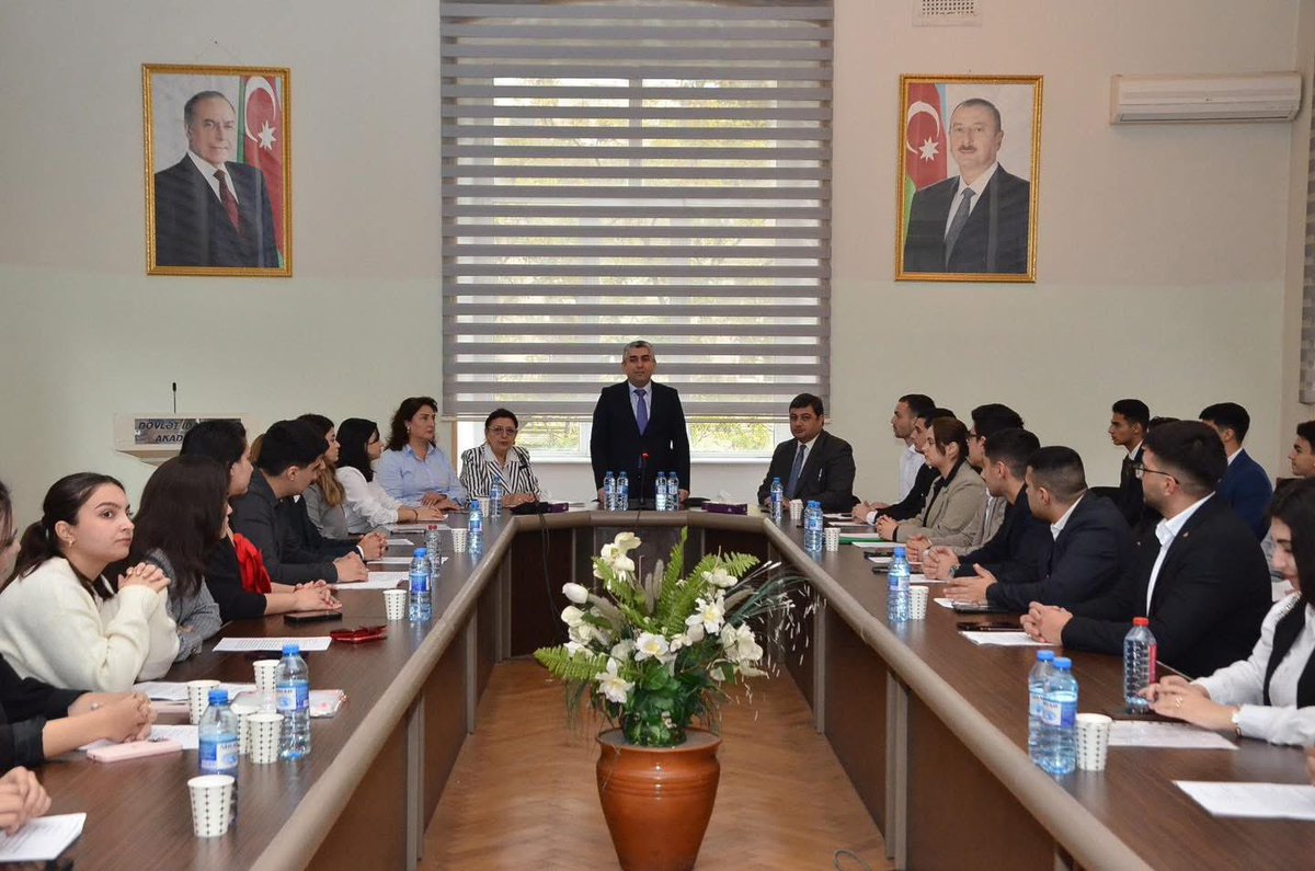 n_dsin's tweet photo. 04.11.2025-ci il tarixində Azərbaycan Respublikasının Prezidenti yanında Dövlət İdarəçilik Akademiyası Tələbə Elmi Cəmiyyətinin 8 Noyabr – Zəfər Günüə həsr edilmiş elmi konfransında iştirak etdim. Dəvətə görə hörmətli Sevil Məmmədovaya təşəkkür bildirirəm. https://t.co/bbjuFp5dKD