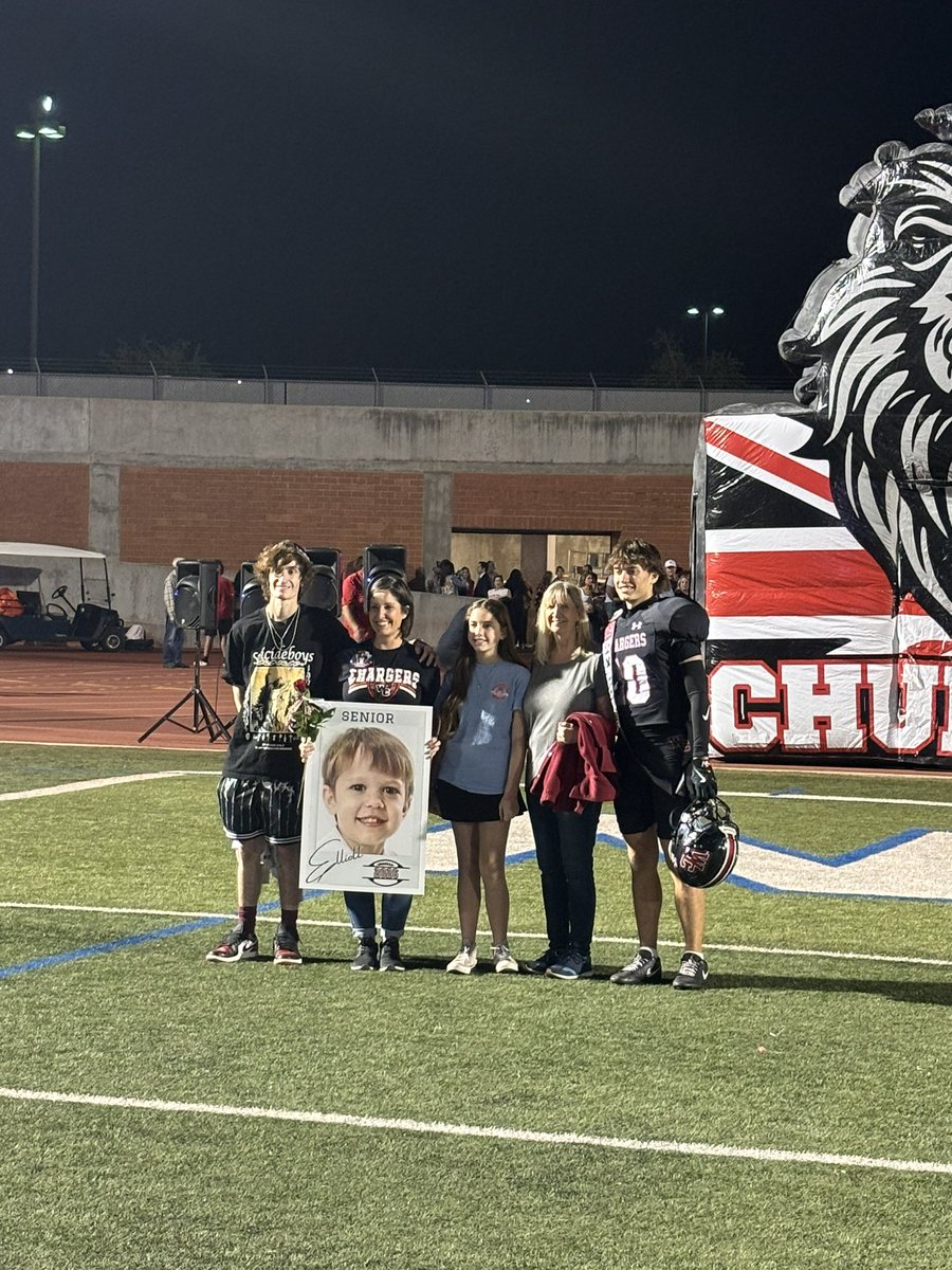 WC_ChargersFB's tweet photo. Thank you, seniors! Your hard work, leadership, and passion have left a lasting legacy.🏈 #ChargeForward #ChargeTogether https://t.co/yyaJYdZzqq