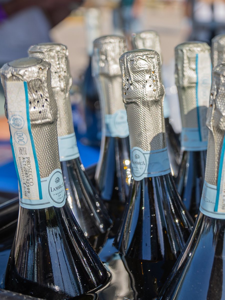 The bubbles are chilling and we’re ready to pour! 🥂
Phoenix, we’re ready for you. See you 𝐓𝐎𝐃𝐀𝐘 at High Street AZ! 🌵✨