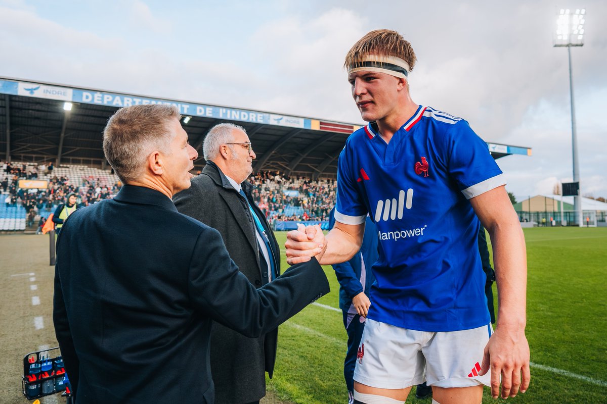 GilAverous's tweet photo. 🇫🇷 Les Bleuets ont fait le boulot à @Chateauroux36 ! 🤩👏🏼
Superbe victoire 20-12 face à l’Afrique du Sud 🇿🇦 pour nos jeunes champions du monde ! 💪🏼

Un immense merci à @FranceRugby, à tous les bénévoles et clubs engagés pour cette magnifique réussite. 🏉🔥 https://t.co/lAynlNnWdu