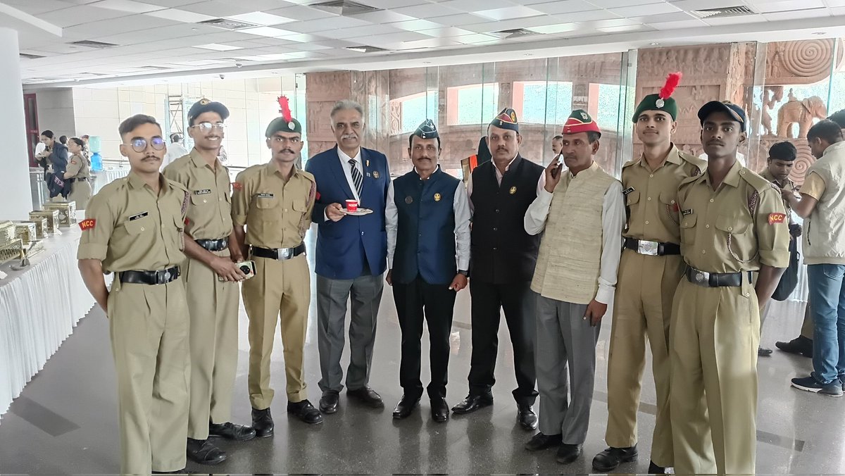 manoj6631's tweet image. It was a privilege to participate in the &quot;VIKSIT BHARAT&quot; program, hosted by #ABPSSP under the exemplary leadership of Lt Gen V.K. Chaturvedi (Retd), National President of ABPSSP &amp;amp; team.
Grateful to all for the inspiring experience.
#ViksitBharat #ViksitBharat2047 
#Sardar_Patel