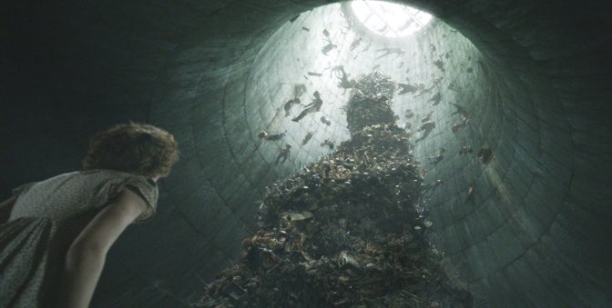 BasedGodOfHope's tweet image. I can’t wait to see my favourite location in Andy Muschietti’s IT universe again during tommorow’s episode! (the cistern) #ITWelcomeToDerry #Pennywise