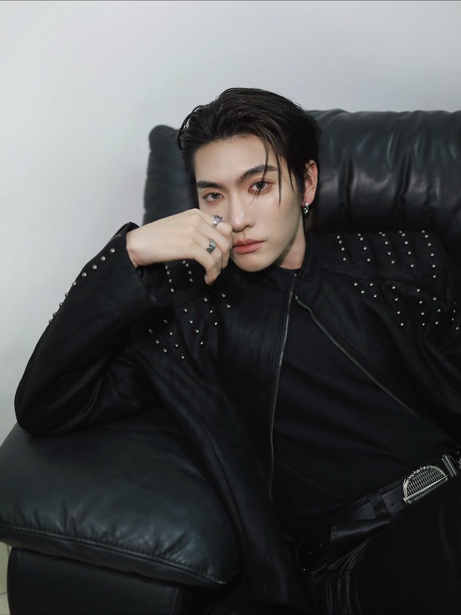 callmebnmm's tweet photo. หล่อ สวย เหมาะสม 🤧🤧

//แล้วหน้าเหมือนกันมากก เปงแฟนกันได้เลยค่าา ไม่ติด 🫠🫠 https://t.co/YjHsNwufQz