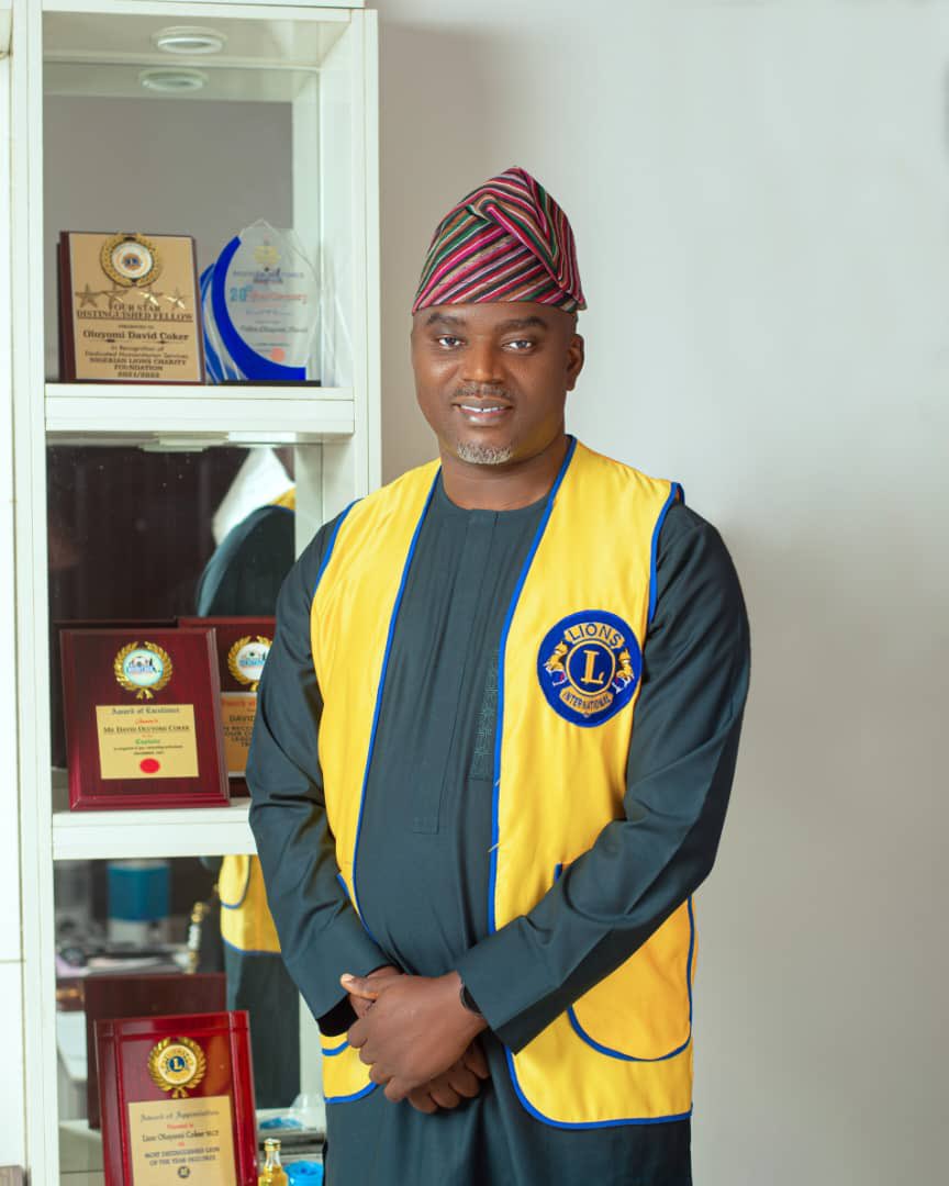 Allroundcomms's tweet photo. Lion Oluyomi Coker Dedicates International President’s Leadership Award To Abuja Metropolitan Members. Credit: Edu-biz-news. #lionsclub #abujametropolitanclub #yomicoker @lionsofficial @lionsclubs @LionsCricNews @lionschess @LionsClubsBI @LionsClubsIndia @LionsClubs404A1 https://t.co/ncd3m3v7lh