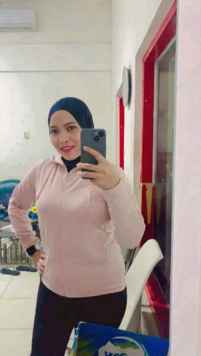 LuluMaknunaPlatE tweet media