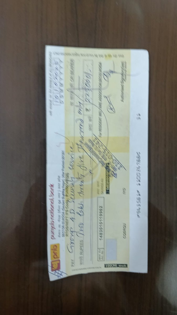 welfare_52's tweet photo. @RBI @canarabank @pnbindia चेक वापस करने के बाद भी बैंक ने भुगतान कर दिया । चेक हमारे पास है और भुगतान बैंक ने कर दिया, अब संस्था के नुकसान की भरपाई कैसे होगी। https://t.co/NcEfzoxsB8