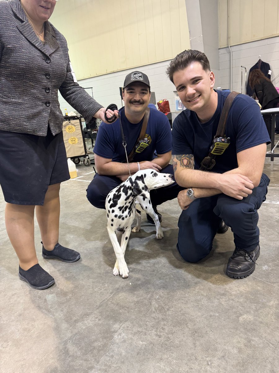 cityofwsfire's tweet image. Engine 3 crew stopped by the dog show today and spotted (😉) a familiar face, a Dalmatian! 🐶🔥 #SpottedAtTheFairgrounds #PerfectMatch #WSFire