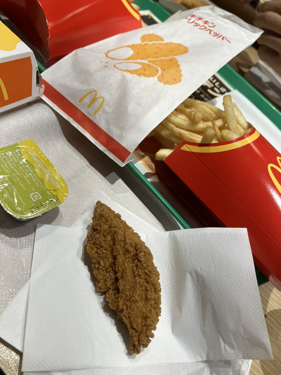 kinnmonn3's tweet photo. 食べくらべポテナゲ特大‼️この間から食べたかったんよね〜 お隣の女の子が1人で、食べてて……(っω<。)ｸｩ羨ましい〜✨️ https://t.co/Xjs3rJRKpU