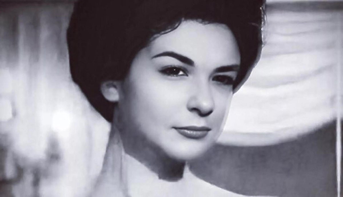 Con pesar despedimos a la querida actriz Maricarmen Vela, reconocida por su papel de “Gloria” en El Chavo del 8. Una figura entrañable de la televisión mexicana que deja un legado imborrable. QEPD 🕊️ #MaricarmenVela #ElChavoDel8
