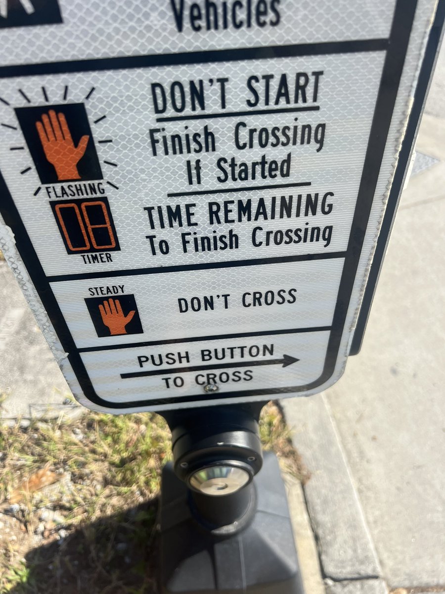 dtntweet tweet media