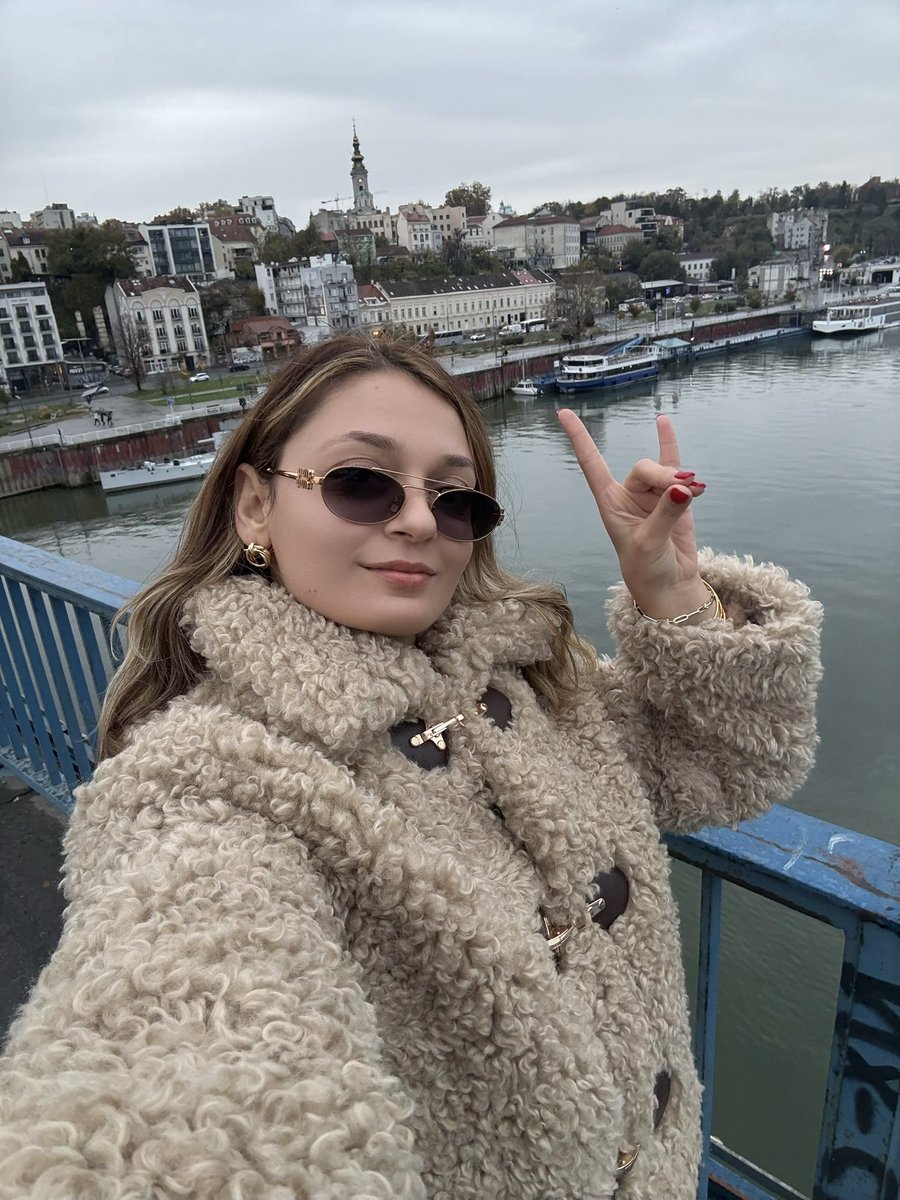 Belgrad’da düzenlenen siyaset psikolojisi çalıştayında, Türk milletinin kararlı ve vakur duruşunu bir kez daha hatırlattık.
Gençlerimize ilham olacak bir geleceği birlikte inşa edeceğiz! 🇹🇷🐺