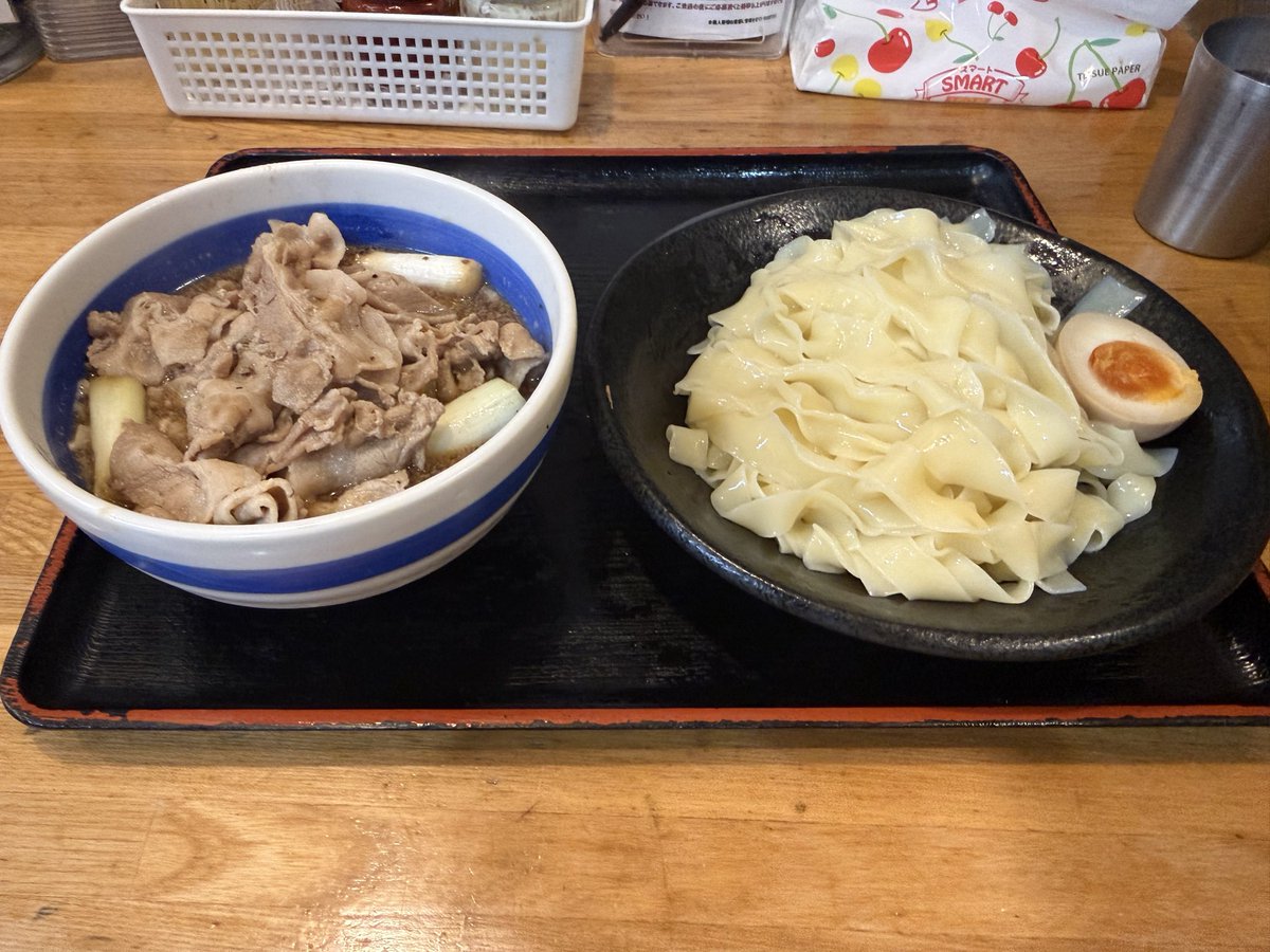 Tomonori37's tweet photo. ラーメン食べに行って来ました
色々と接客でイライラ😣
美味しいの食べに行っても
言い方でストレスももらいます。
席移動させるにも理由は必要です https://t.co/Zs0B15RFkK