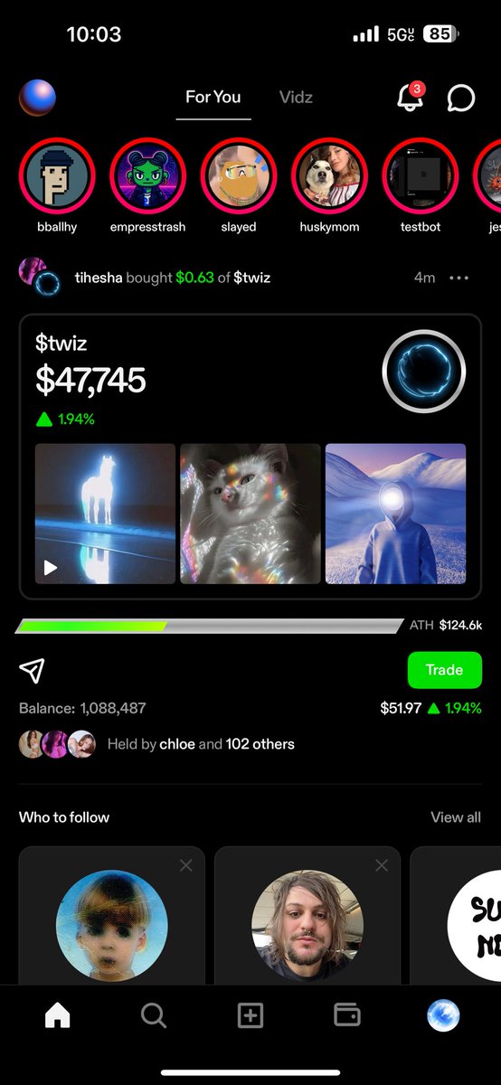 js_horne's tweet image. The app has leveled up in the past two weeks. 

See who’s live, DM creators you hold, discover via the trade feed and see what’s trending in explore. Get a realtime pulse of a market with the ATH bar. 

Oh and btw this is all happening in a simple and powerful $zora flywheel.