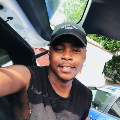 Loeto_'s tweet image. #NewProfilePic