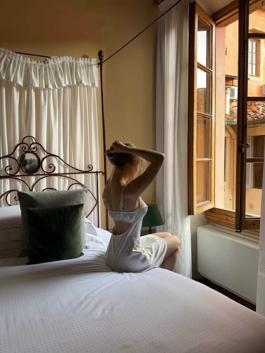 Kayinx's tweet image. ✴︎⠀a quiet morning with me.