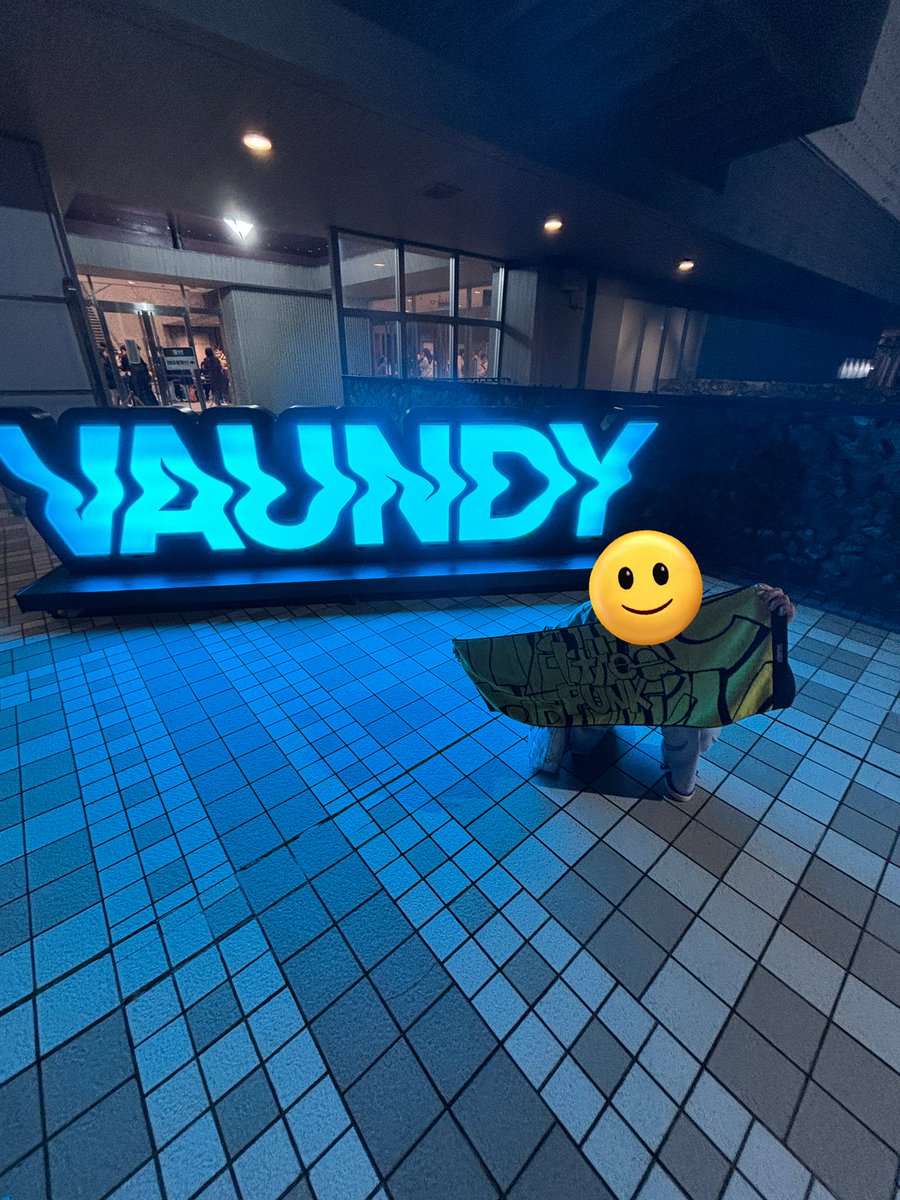 Cookie_0220's tweet photo. 帰宅！！！1日目あっつー
明日きっと燃え尽きる𐤔𐤔𐤔

#Vaundy_littlepunk https://t.co/JvWjDhTdYs