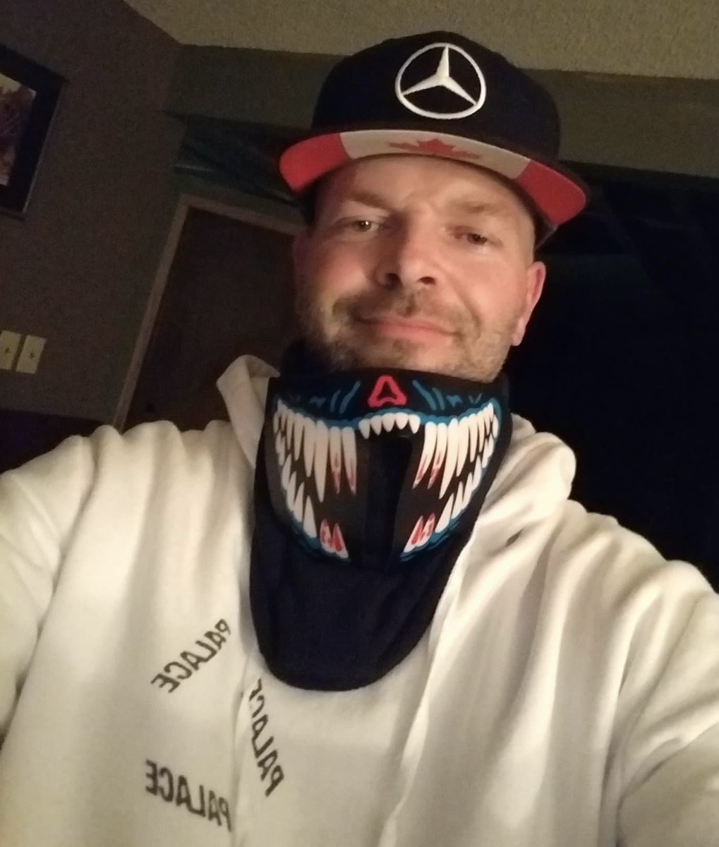 Fuck onlyfans is insane 
<a href="/OnlyFans/">OnlyFans</a>