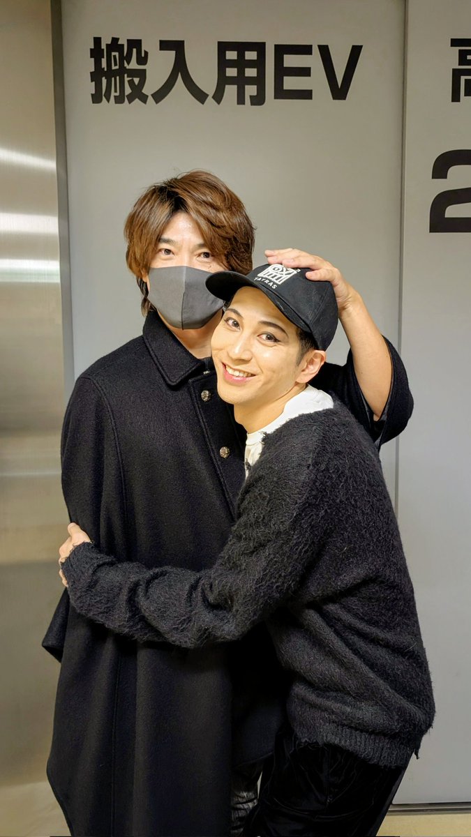 新テニミュ5th東京凱旋公演🎾👑
来月号のジャンプSQ『新テニスの王子様』は大増P47でスペイン戦S1のクライマックス一挙3話掲載✍️皆の笑顔と一人一人の頑張りやお客様の笑顔で頑張れます！

本当に最高の舞台をありがとう🌈🎉一人一人ともっとゆっくり話したいな🙋みんな大好き✨
夜分に失礼しました🌙