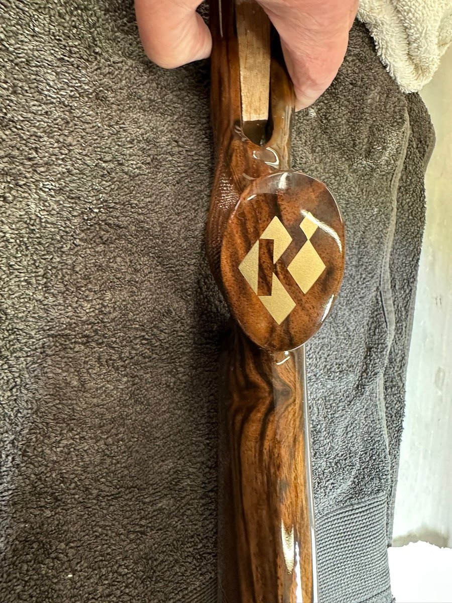 Customstockz tweet media