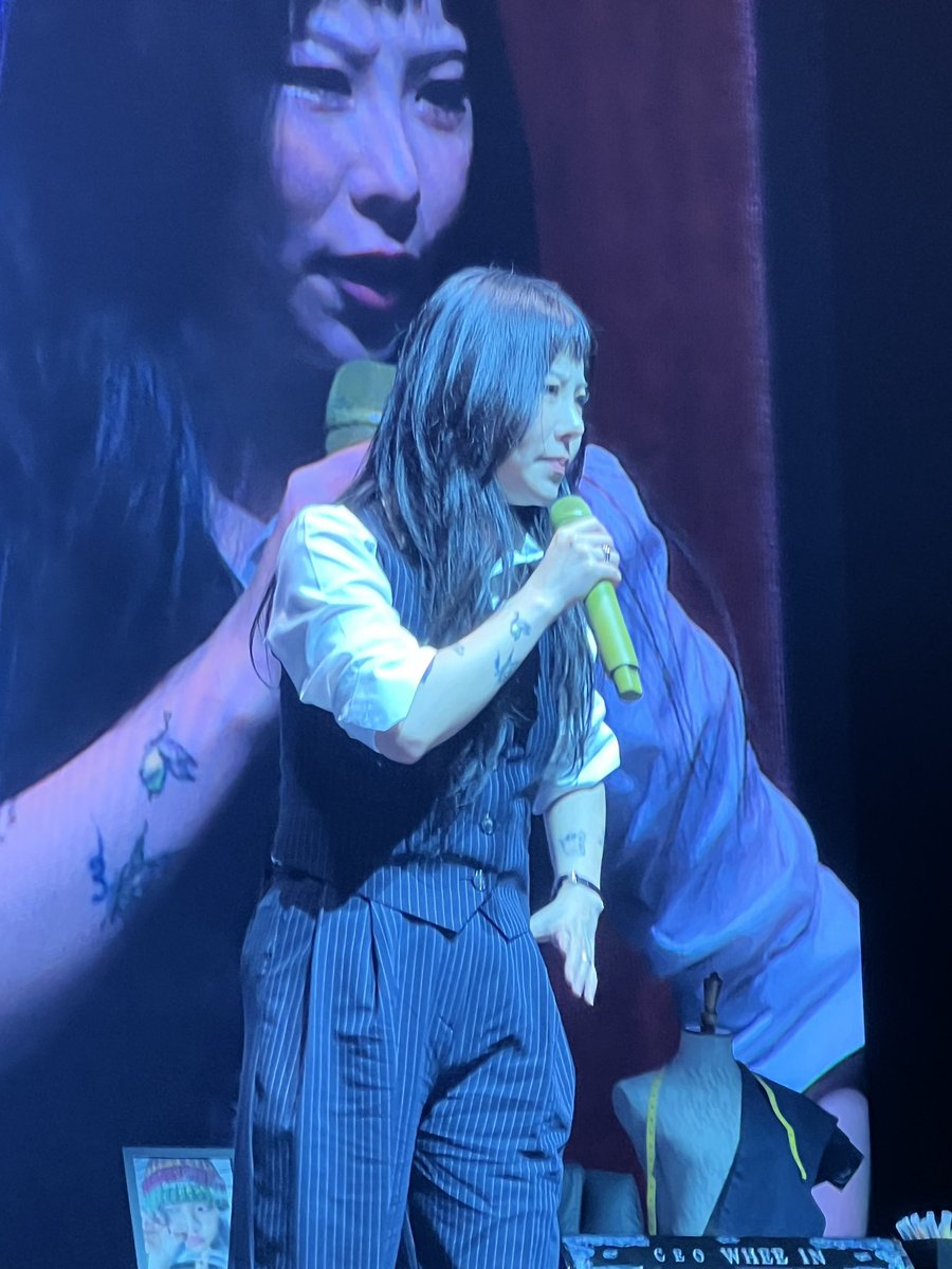 digwheemon's tweet image. she looks SO CUTE when she acts like she’s angry 😭😭 

#OWHEECEinManila