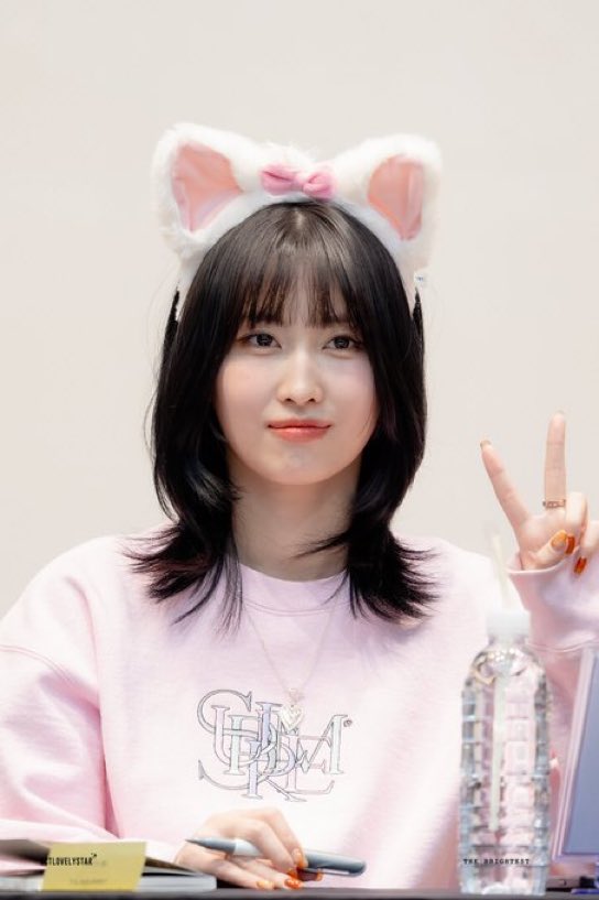 happy birthday to the princess of the entire universe 

HAPPY MOMO DAY 
#모모에게_어김없이_끌려들어
#Happy_PeachDay_MOMO