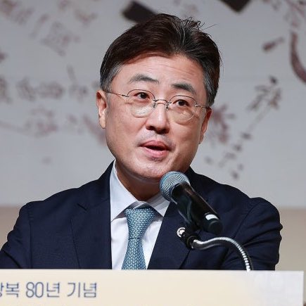 🇰🇷 법무부 내부도 “대장동 항소” 의견이었는데…
— 정성호+이진수가 찢 방탄 위해 강제 뒤집었다🛢️

- 대검찰청이 법무부에 “항소 필요” 공식 보고서 제출
- 법무부 주무부서도 “항소해야” 판단
- 그런데 정성호+이진수가 부정적 의견 강행
- 결국 법무부, 대검에 “항소 포기” 전달
- 대검, 7일 저녁