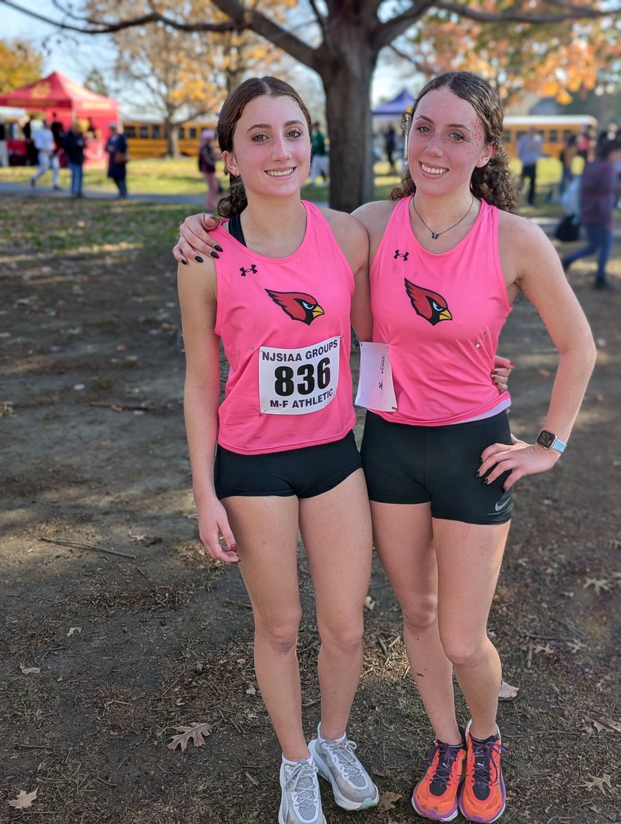 WWCardsRun's tweet image. NJSIAA Cross Country Group Championships at Holmdel Park. Congratulations on a great race by the Colella sisters, Ava and Brooke, as they came to complete today!! We are so proud of you both. #gocards #cardinalpride❤️🖤 #xc