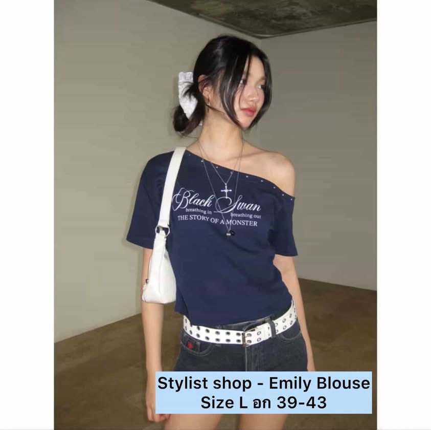chocolomood's tweet photo. ‧₊˚ส่งต่อเสื้อ Stylist shop 
- Emily Blouse ₊⋆🫐

 ✿ ราคา 300- รวมส่ง ( Form 390- )
 ✦ Size L อก 39-43
 ✶ ใส่ไปครั้งเดียวค่าา👕
ทักมาขอดูรูปเพิ่มเติมได้ค่าา💌
*รับคนละครึ่งด้วยนะค้าา*

 #ส่งต่อเสื้อผ้า #stylistshop #cintageshop #bemingbkk #duexstudio #ส่งต่อเสื้อผ้ามือสอง https://t.co/nFkLkg2zSB