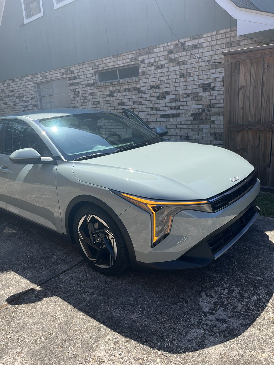 update almost more than a year later. I bought me a brand new 2025 kia k4 this april and in my own apartment. I’m still in college soon to be nurse 🩷.