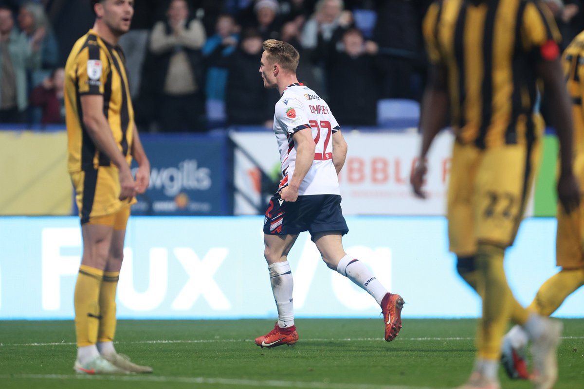 GET IN THERE DEMPS 💪

[4-0] 83' #bwfc