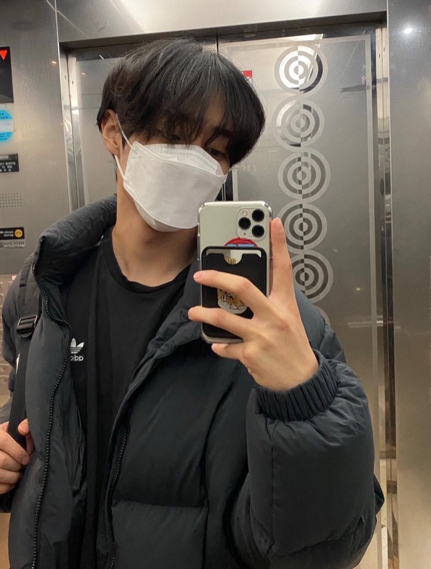 토마 tweet media