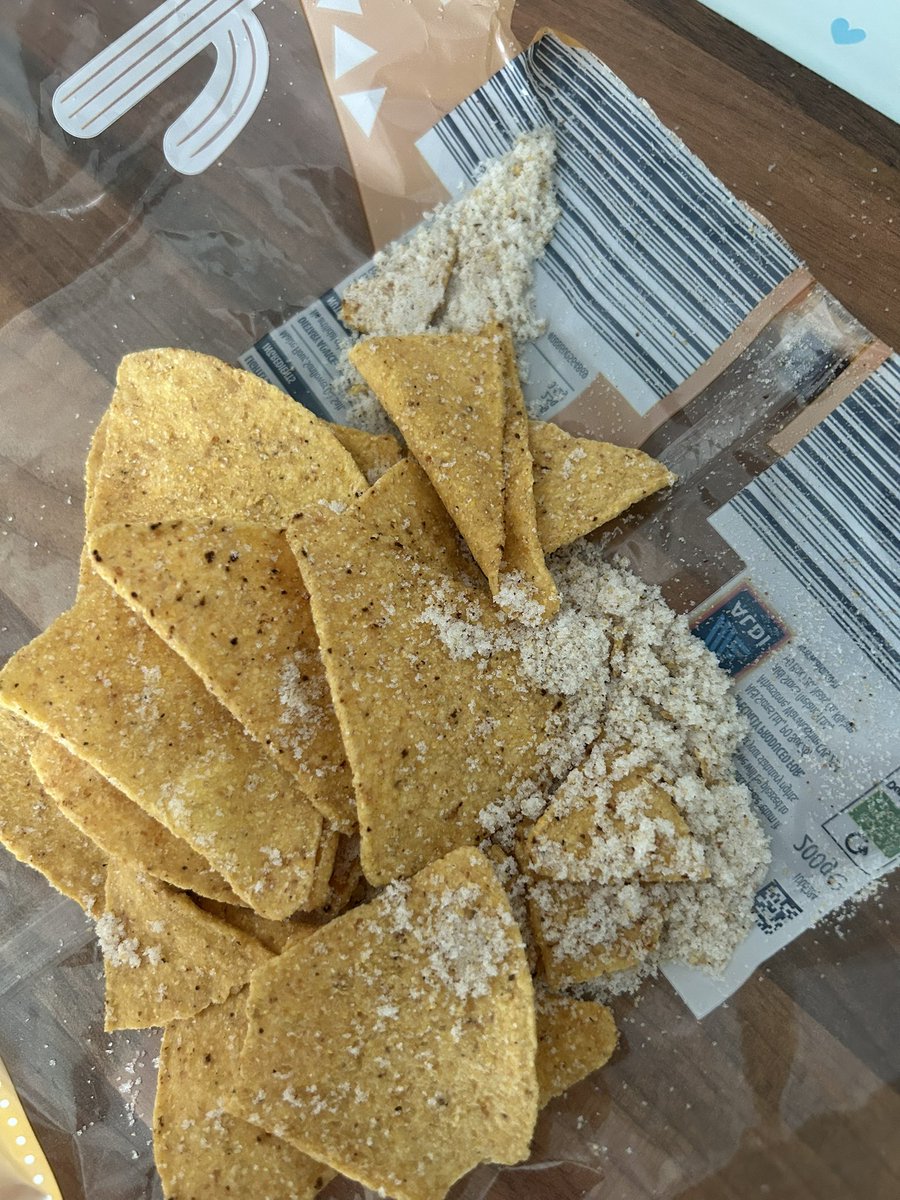 KellyMayyy's tweet photo. @AldiUK 
Enough salt??!! This is awful 😣 https://t.co/jEnjibxjqD