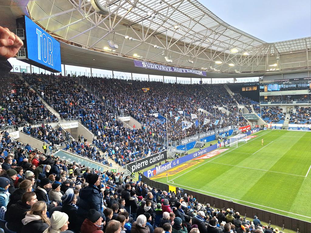 weijkelenboom's tweet photo. #Groundhoppen Met @RubenWingerden, @Florisrenes en @JeffreyO86 naar TSG 1899 Hoffenheim - RB Leipzig in de #PreZeroArena. Uitslag: 3-1. #groundhopping #futbology #immerallesgeben #hoffenheim #leipzig https://t.co/BKyErMHz3h