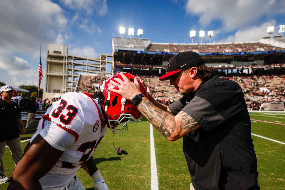 GeorgiaFootball's tweet photo. About that time ⌚️

#GoDawgs https://t.co/d37nCAHDlm