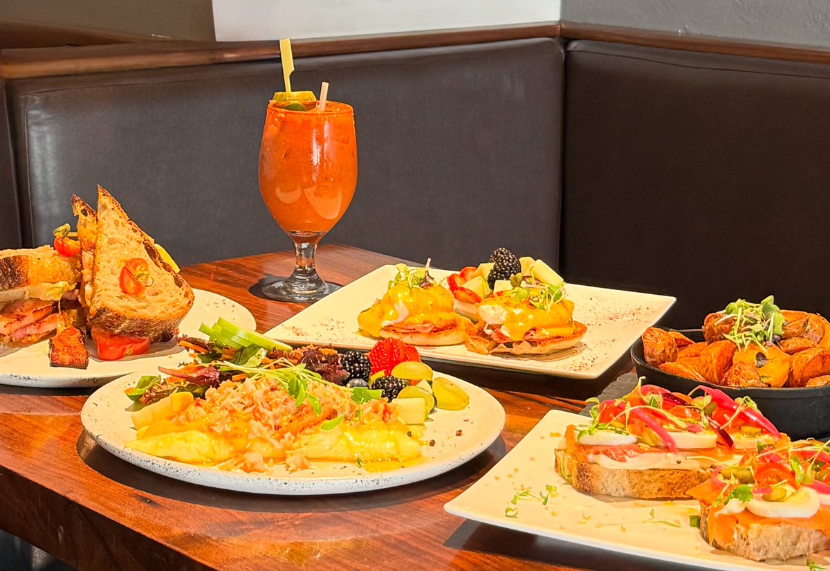 Weekend Brunch -Savory Omelettes and classic Eggs Benedict, Smoked Salmon Toast and crispy breakfast potatoes.
Join us this weekend and savor farm-to-table flavors that pair perfectly with our wines and cocktails.
📍 2379 Chestnut Street
#CultivarSF  #BrunchGoals #FarmToTable