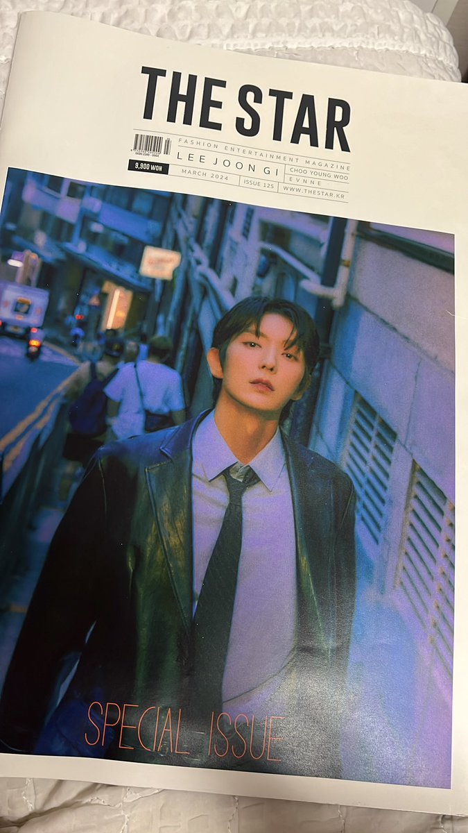 Transaction_081's tweet photo. 더스타 2024년 3월호 잡지팔아요
추영우 이븐 evnne https://t.co/osVbXRZusa