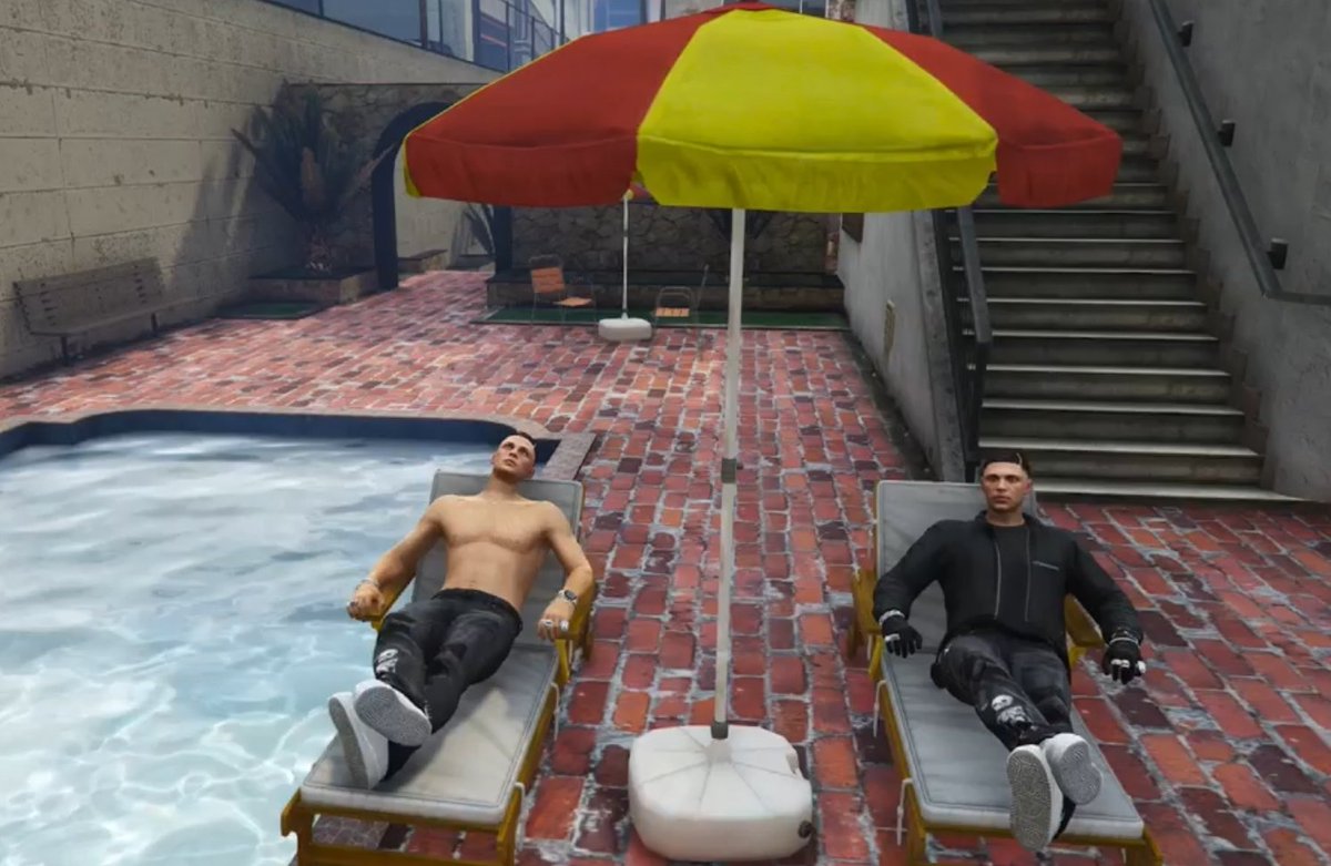 يخوان شخصية عيسى و موسى احس بتكون من أفضل الشخصيات. شكرا للعمدة على البث الجميع