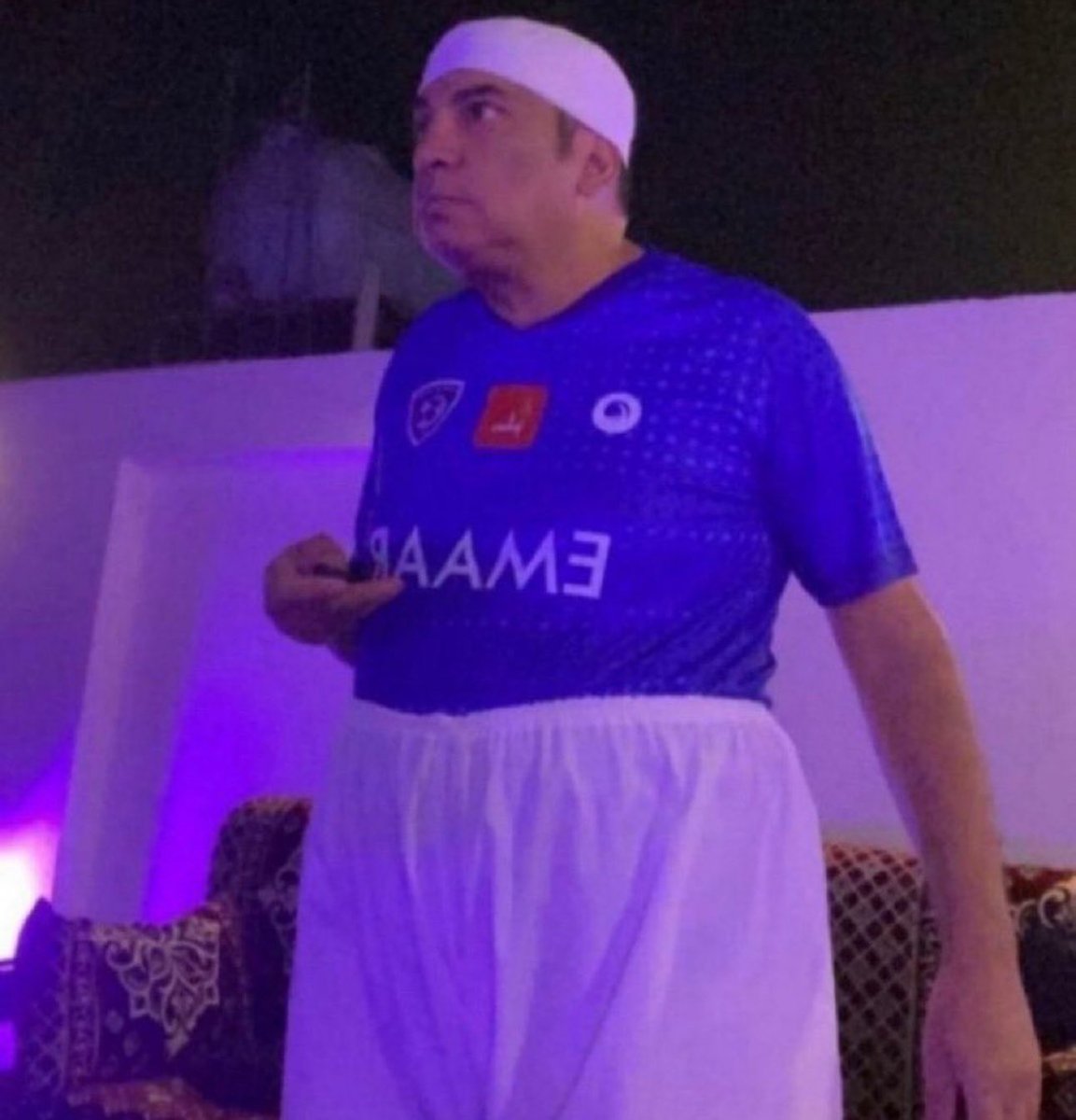 الانسان يبقى انسان لين يصير هلالي