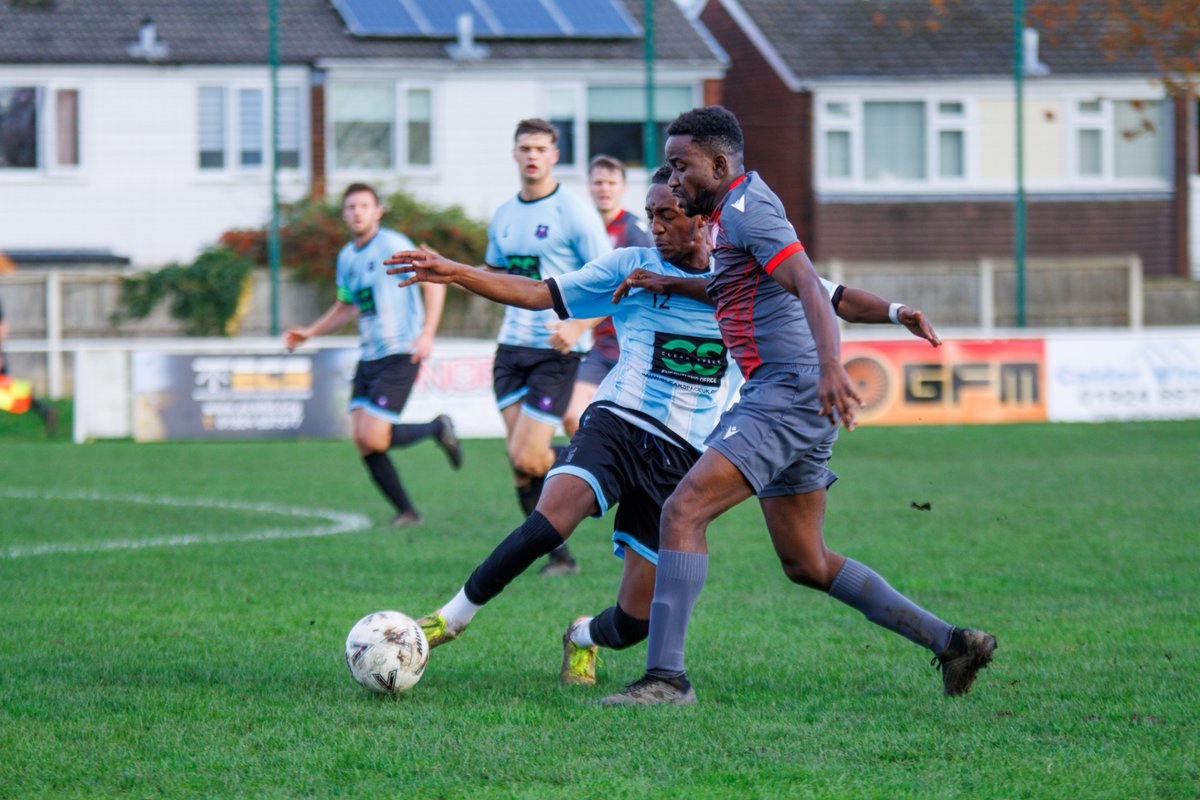 Altofts 2 - 1 Carlton Athletic 
Irvine ⚽️
Wilson-Fleming ⚽️

MOTM Tobi Trust

#upthetofts
⚽️🔴⚫️