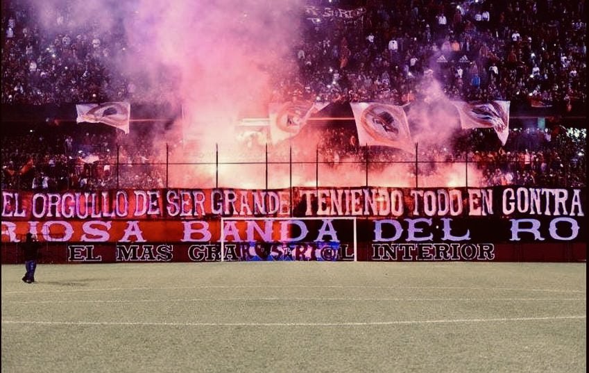 ¿Te sentaste a mirar y a esperar a que Newell’s pierda?

61 años ininterrumpidos en primera no son para cualquiera.

En las buenas y en las muy malas. 
SECA NUCAS JAMÁS.