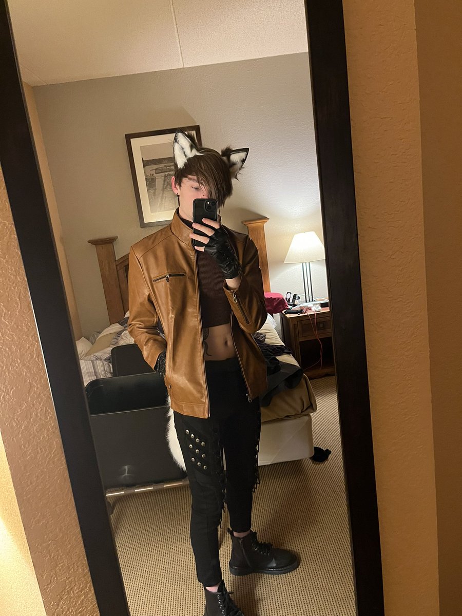 Do yall fuck with dog boys?