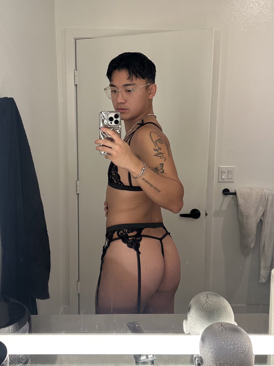 Rus yashirin kamera yalangoch ayollar