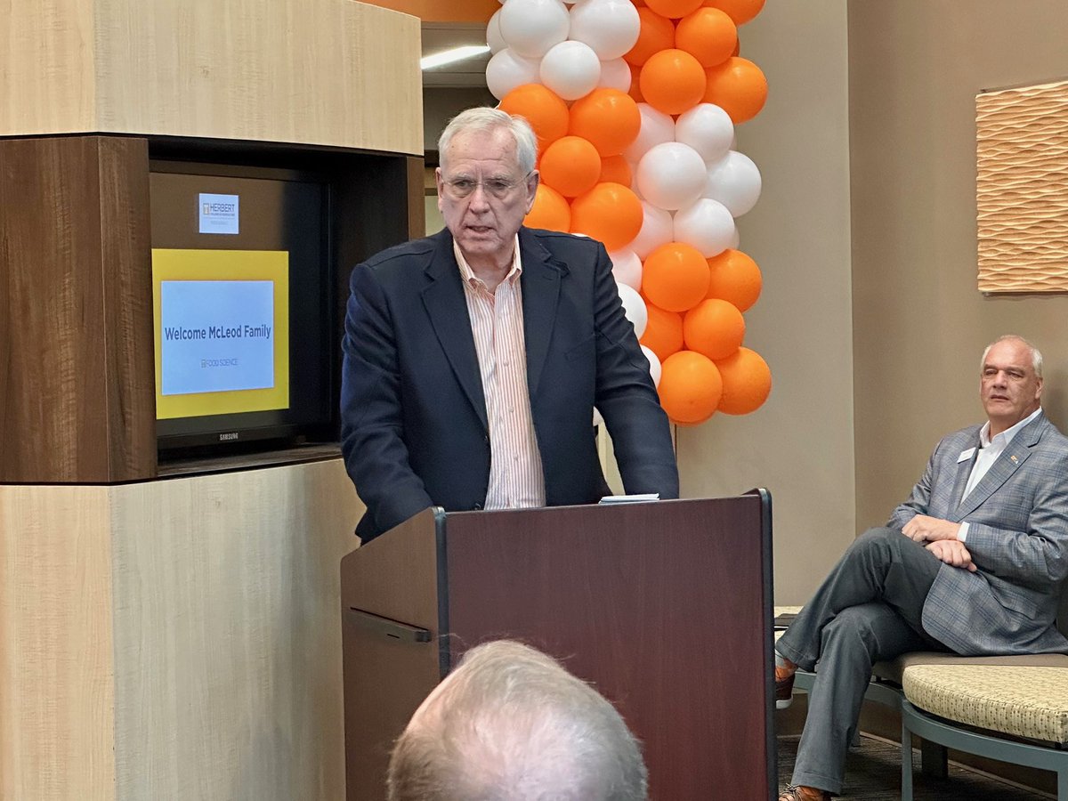 Mason McLeod tweet media