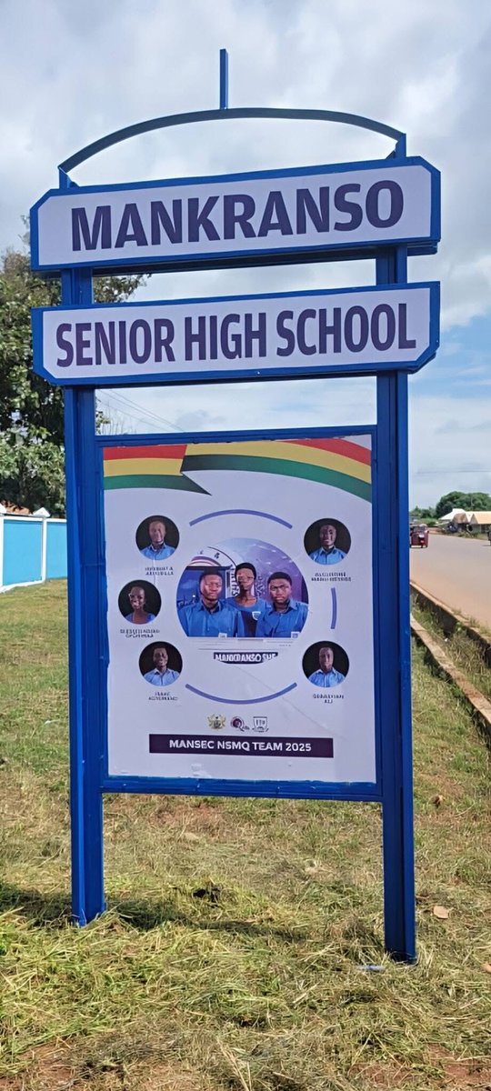 Thevokofficial's tweet image. 📍📍JUST IN📍📍

Mankraso SHS have mounted a signpost in front of their school entrance with pictures of the contestants who led the School to its first-ever NSMQ Semifinals.

Mankranso SHS advanced from the preliminary stage but was eliminated in the semifinals. ⭐

Stay tuned✅