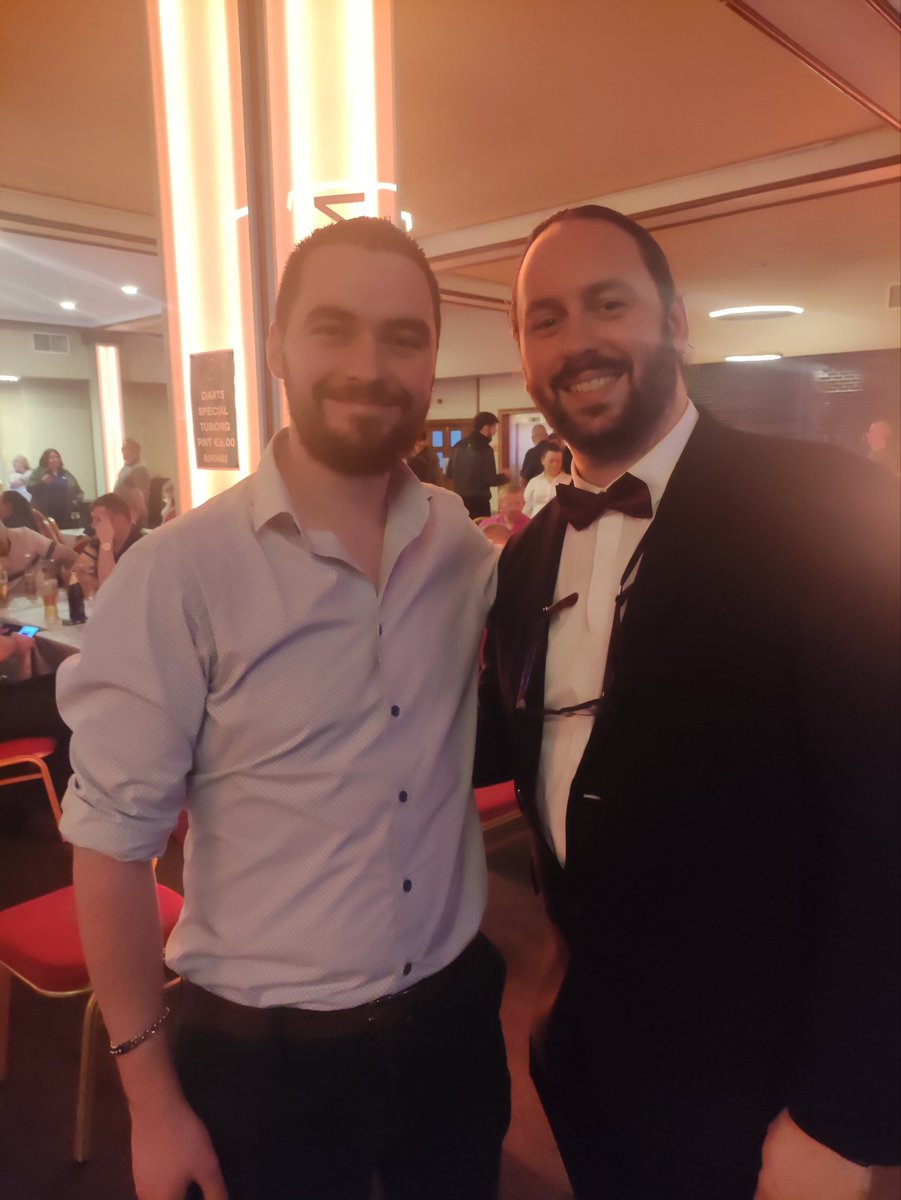Great to meet fellow referee and all round sound fella <a href="/DannyMcdarts180/">Danny McNamara</a> at the <a href="/OfficialINDO180/">Irish National Darts Organisation</a> Killarney Darts Festival 2025! Galway and Mayo 😄