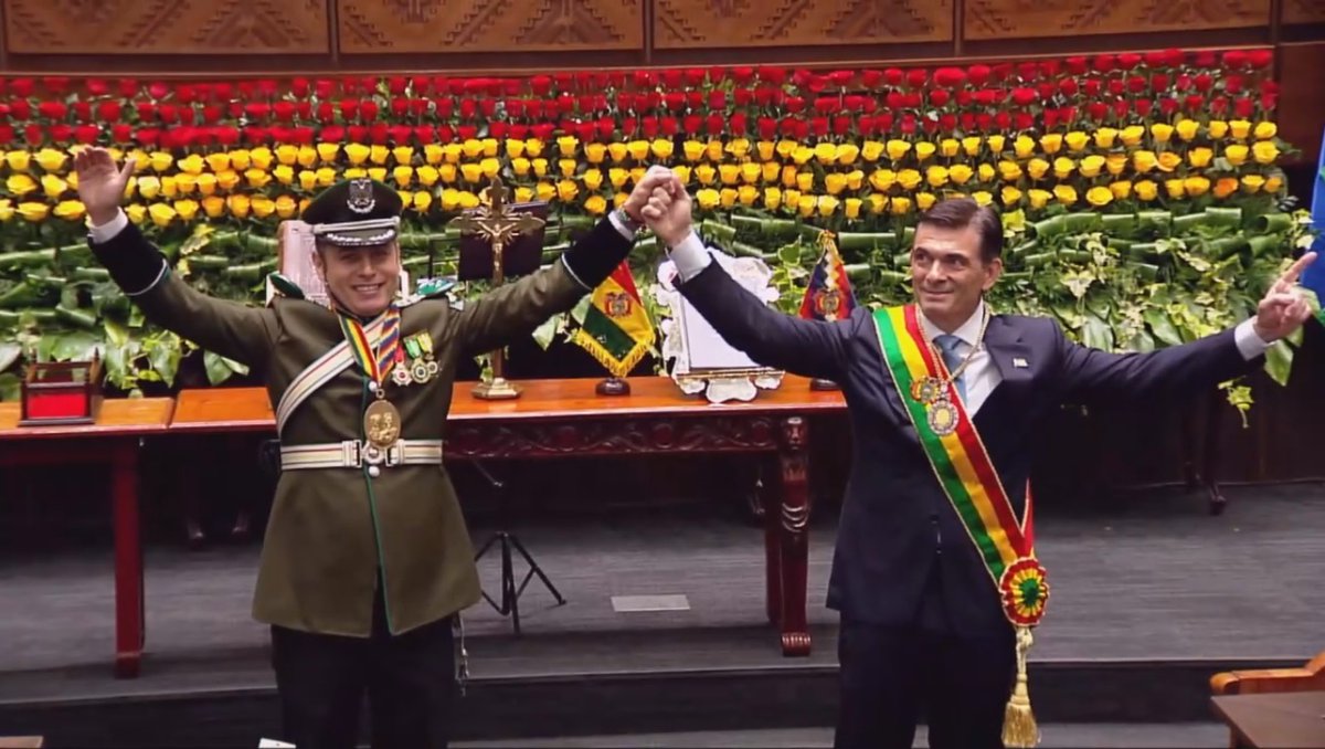 Felicitar a los nuevos gobernantes de nuestro país, <a href="/Rodrigo_PazP/">Rodrigo Paz Pereira</a> y Edmand Lara. Que sus actos acompañen sus palabras para bien de todos los bolivianos, la esperanza renace en nuestro pueblo y estaremos ahí para apoyar todas acciones que vayan en bien de nuestra Patria 🇧🇴.