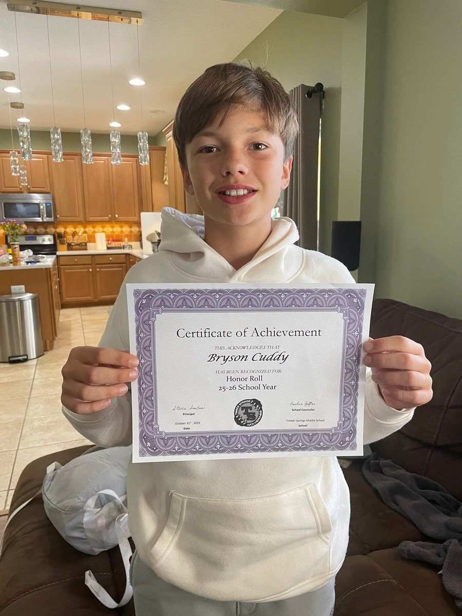 Stephanie Cuddy tweet media