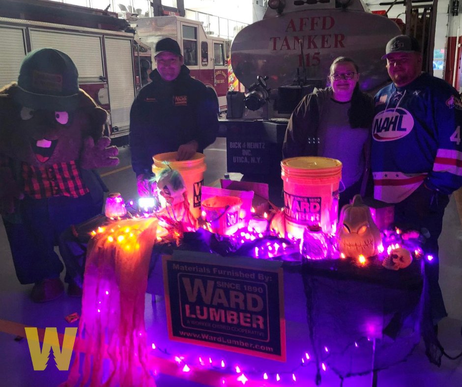 wardlumber's tweet image. 🎃Thanks to all our team members who supported local community events this Halloween! 

#WardLumberStrong #WorkerOwned #Coop #ShopLocal #ADK #NorthCountry