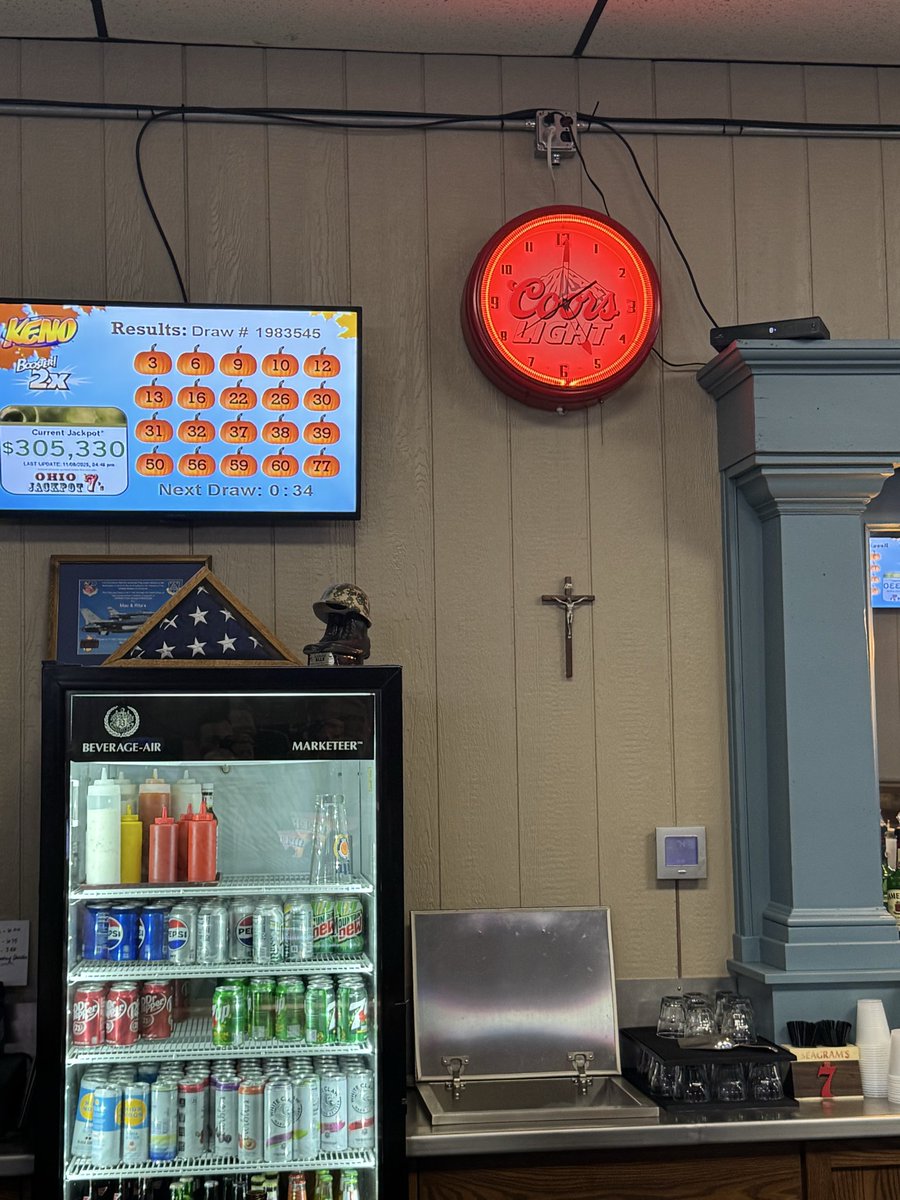 MaxHomasexual's tweet image. The holy trinity #expand